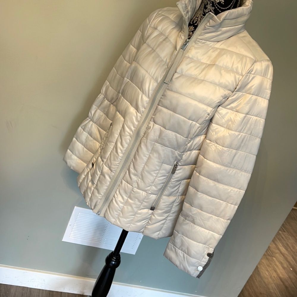 NOVELTI GLOW Jacket NEW